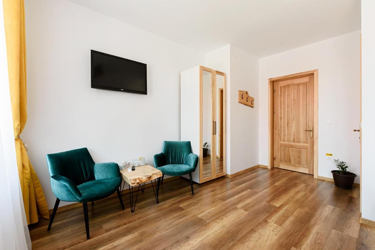 Hotel Chic Voyage Sibiu Exterior foto