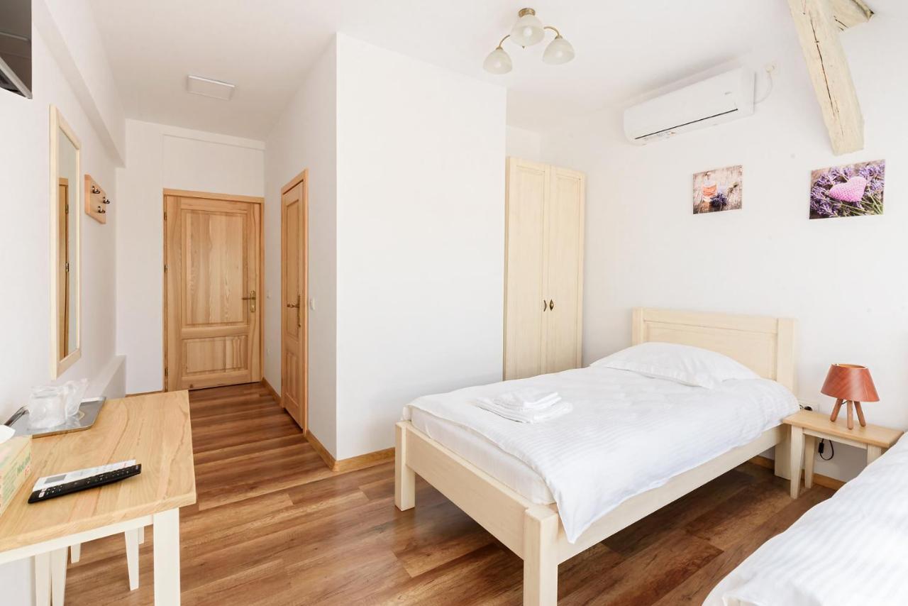 Hotel Chic Voyage Sibiu Exterior foto
